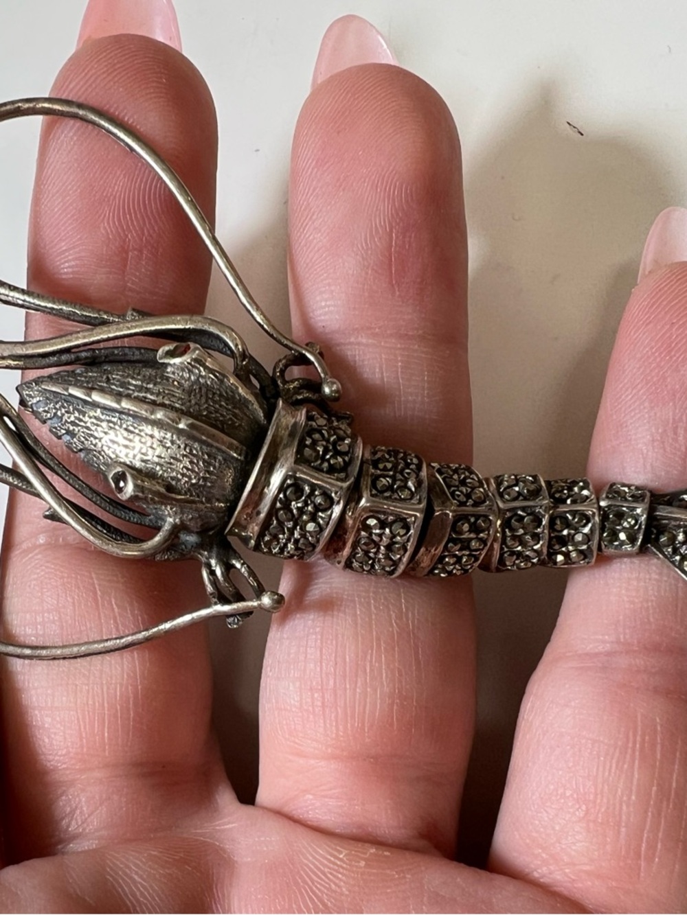 Vintage Sterling Silver Crawfish brooch pin with red eyes - Picture 3 of 15